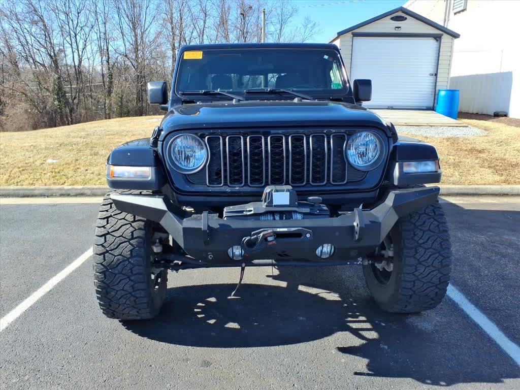 2024 Jeep Gladiator Nighthawk