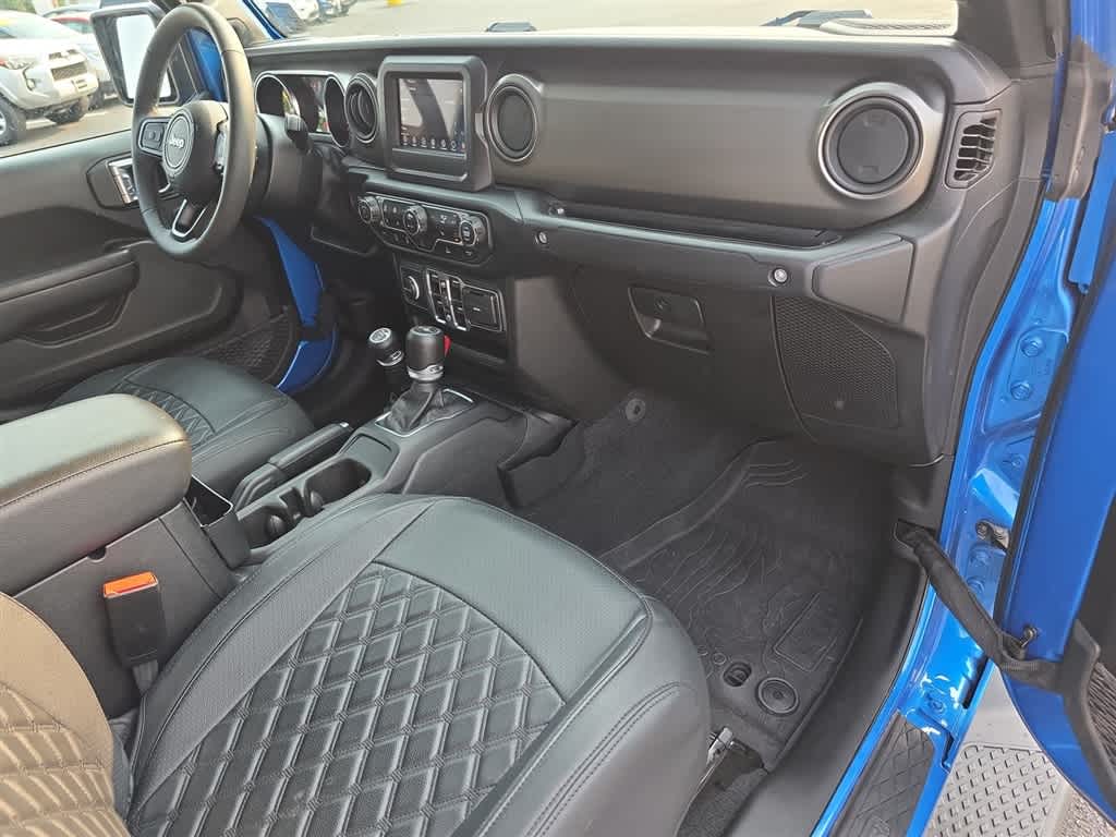 2023 Jeep Gladiator Sport S