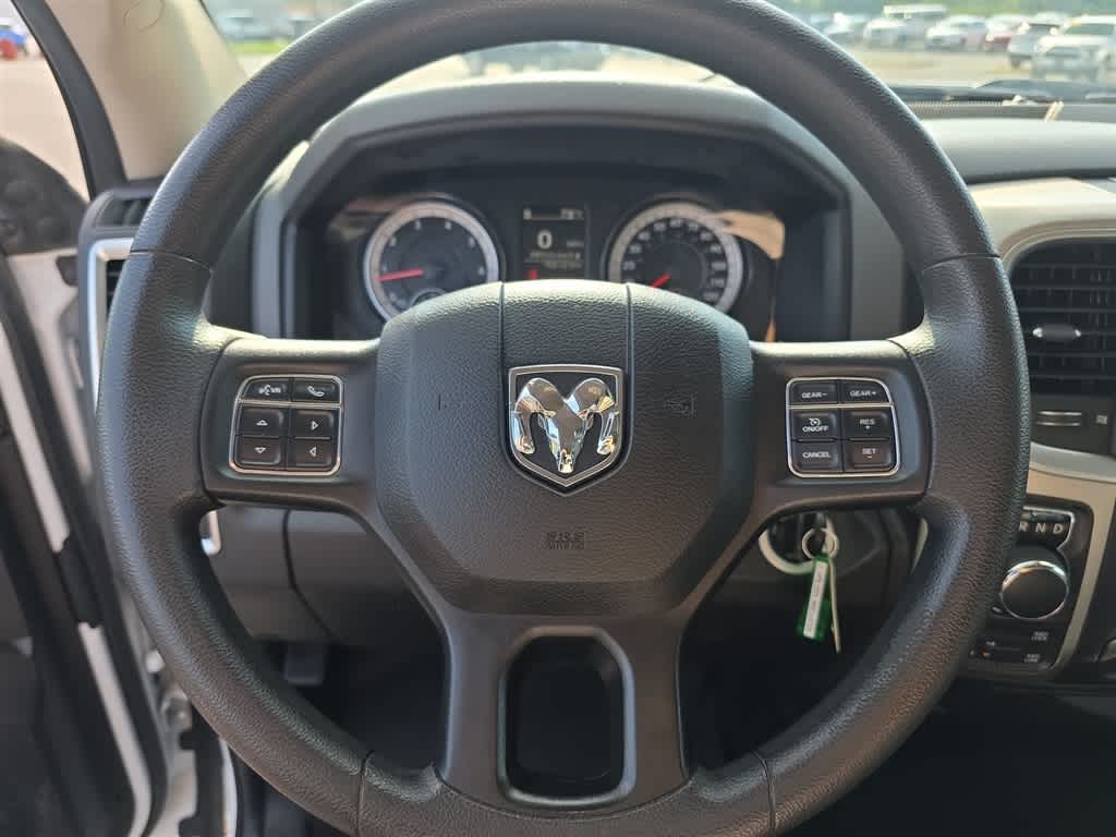 2020 RAM 1500 Classic SLT