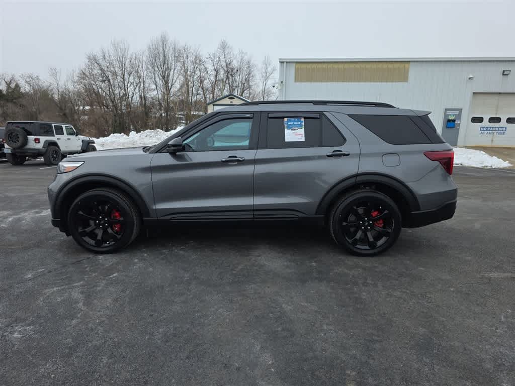 2021 Ford Explorer ST
