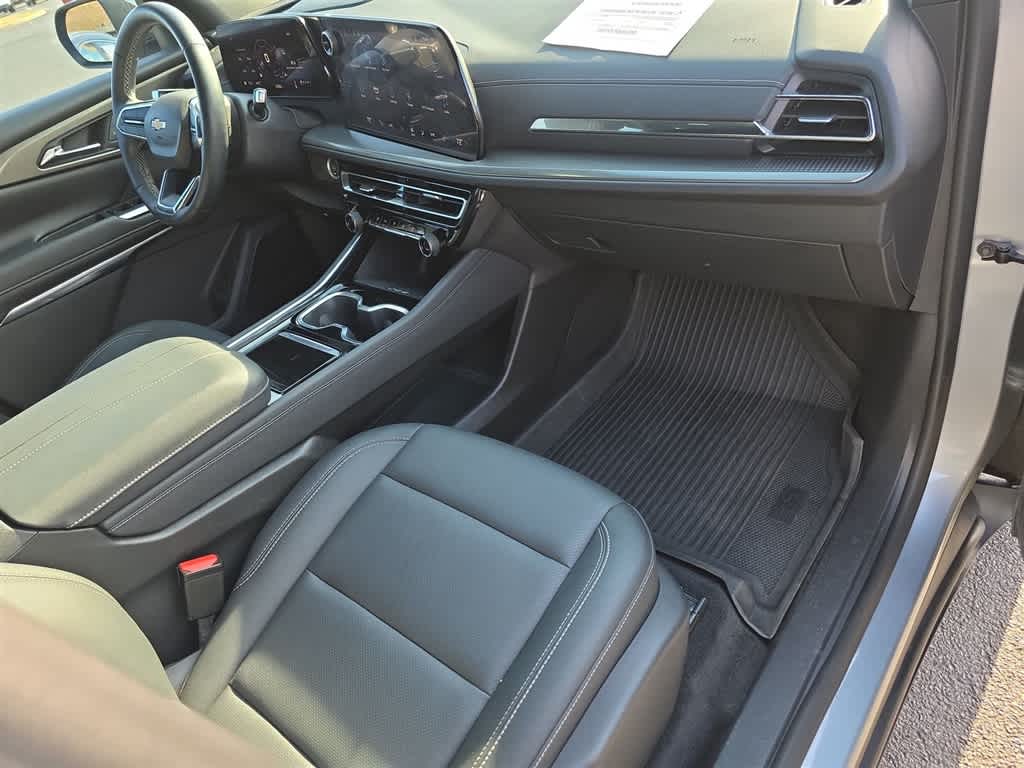 2024 Chevrolet Traverse AWD LT