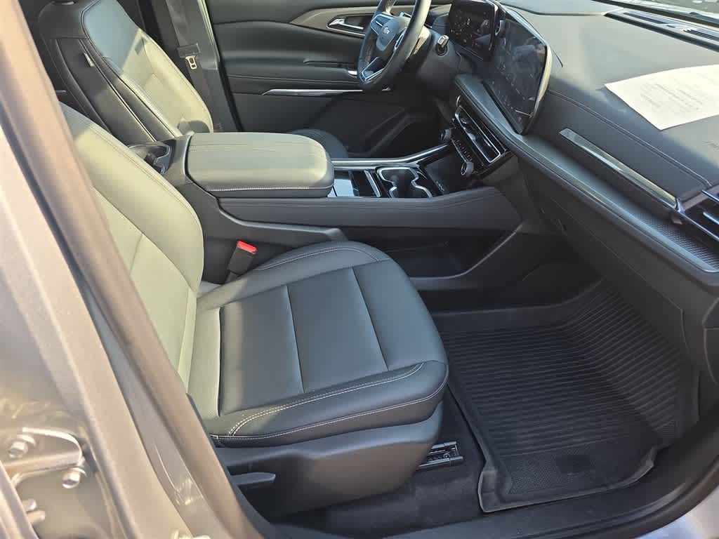 2024 Chevrolet Traverse AWD LT