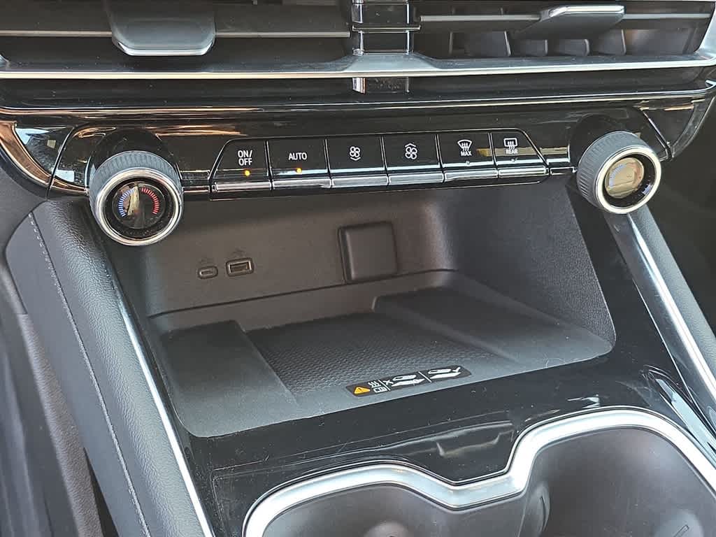 2024 Chevrolet Traverse AWD LT