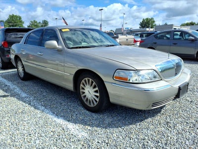 2003 Lincoln Town Car Executive