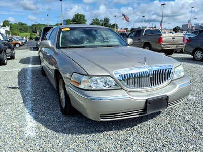 2003 Lincoln Town Car Executive