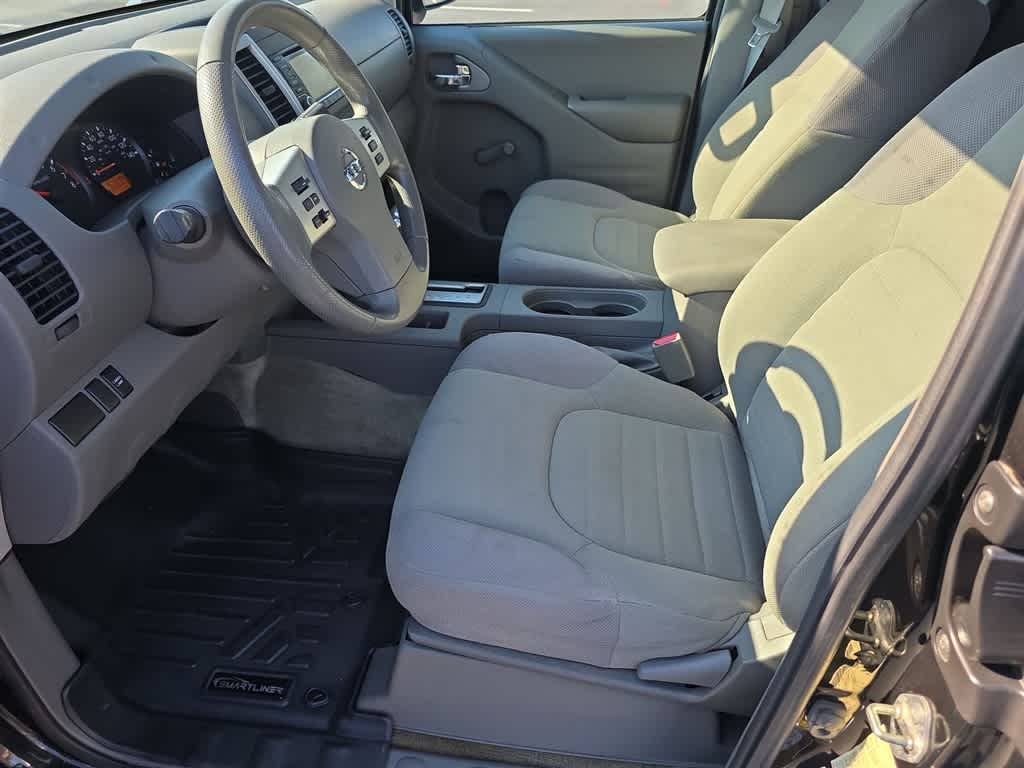 2017 Nissan Frontier S