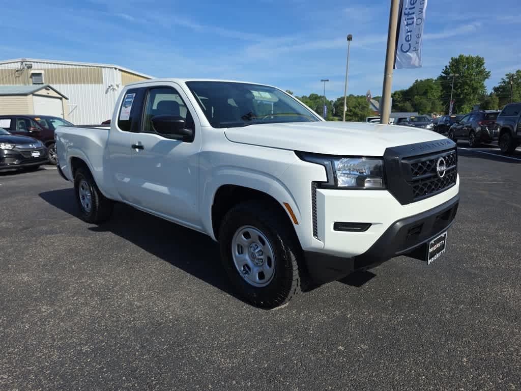 2022 Nissan Frontier S