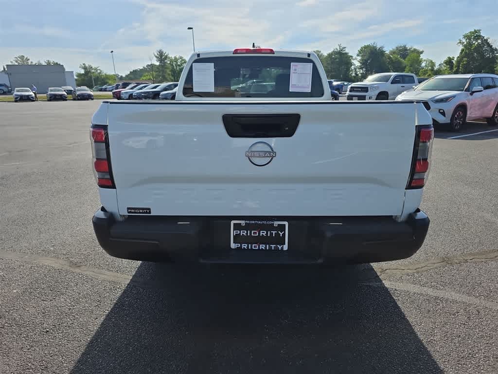 2022 Nissan Frontier S