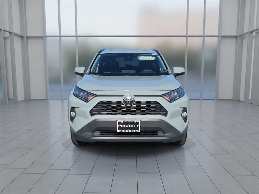 2020 Toyota RAV4 XLE Premium