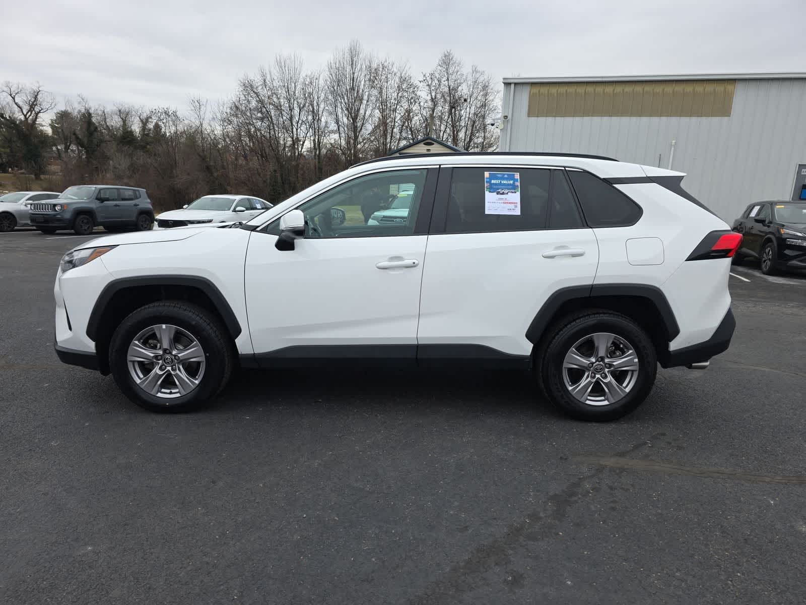 2024 Toyota RAV4 XLE