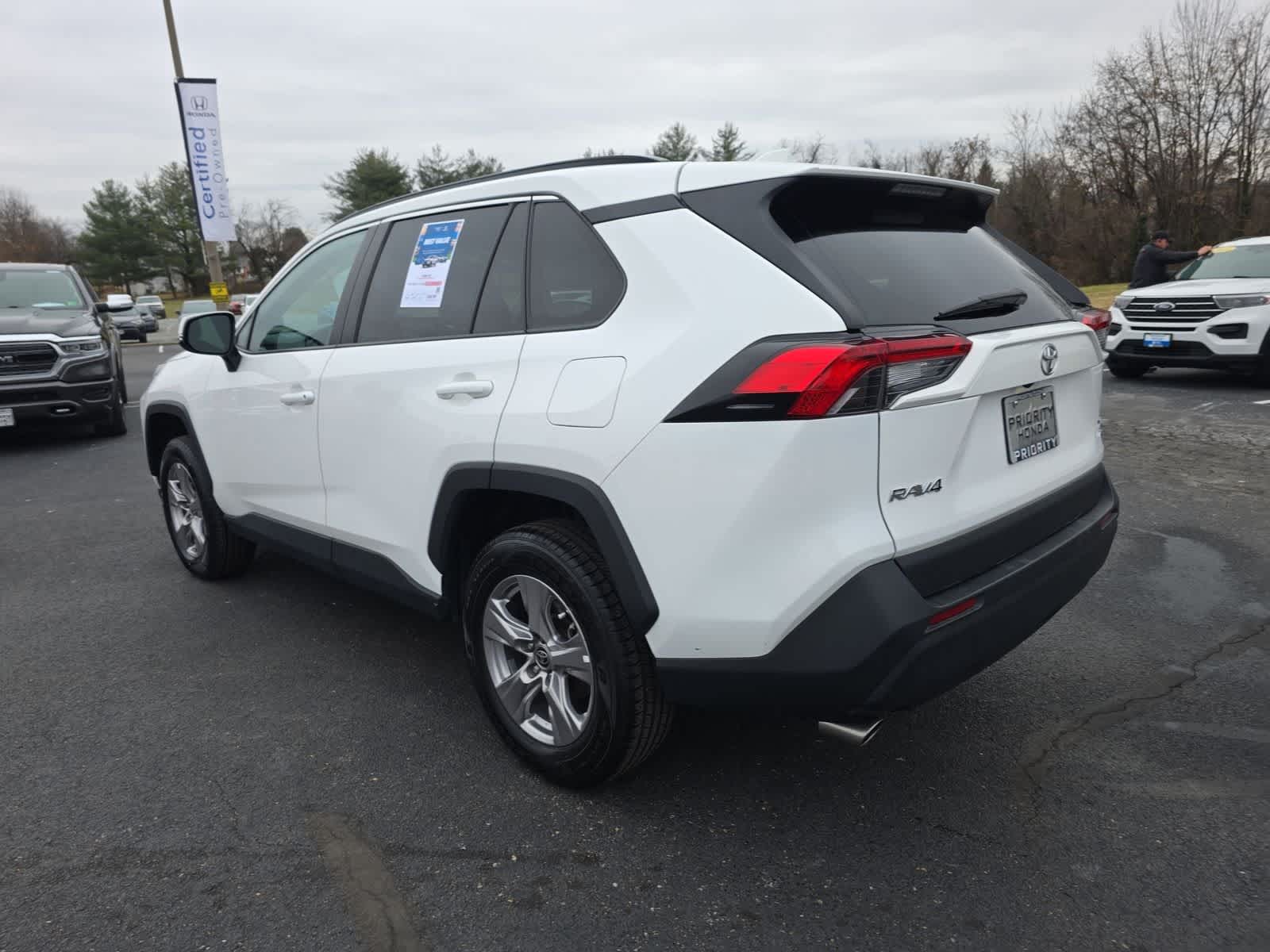 2024 Toyota RAV4 XLE