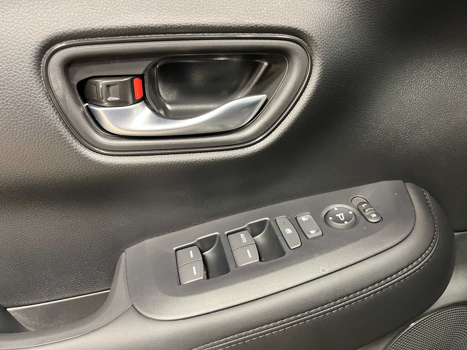 2027 Honda HR-V LX