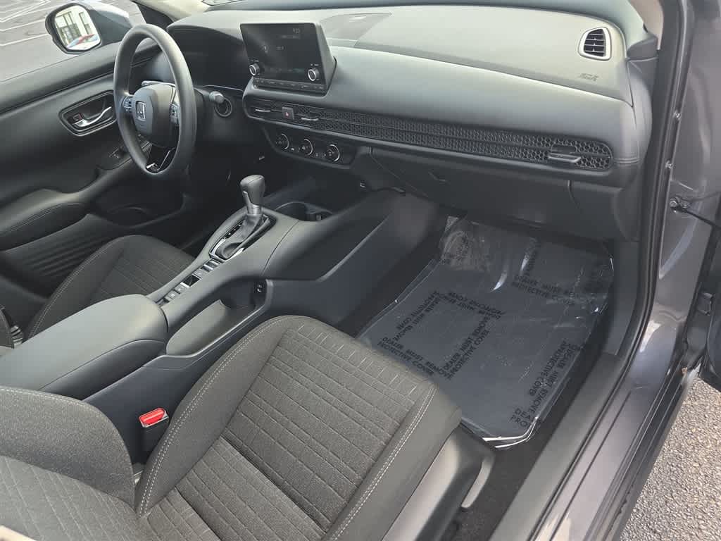 2025 Honda HR-V LX