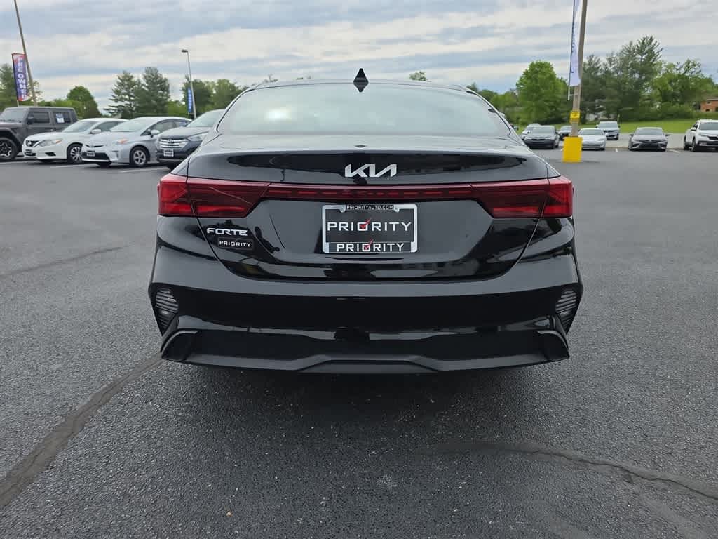2023 Kia Forte LXS