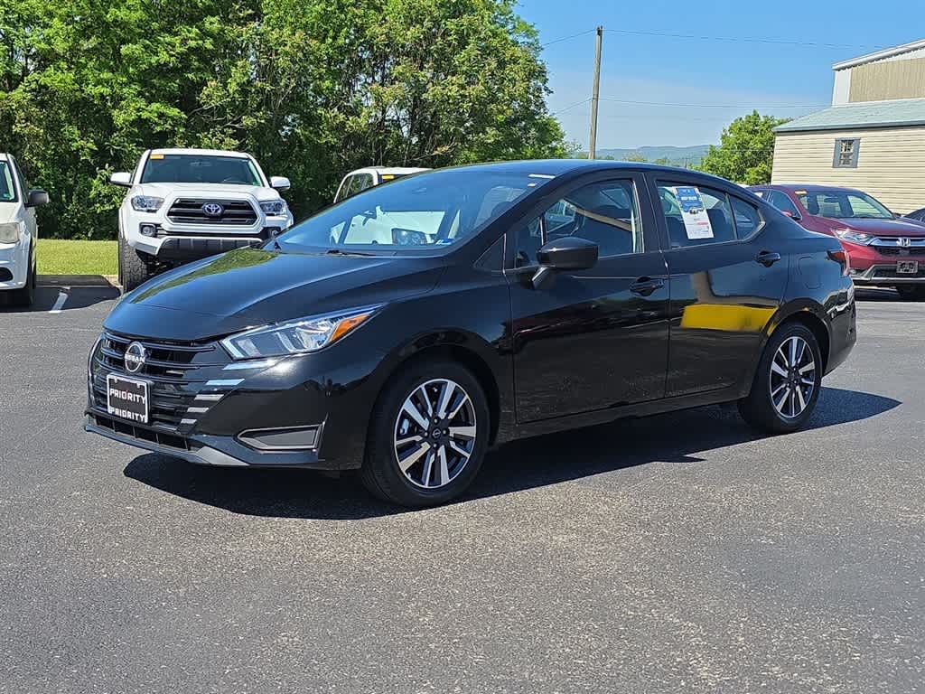 2023 Nissan Versa SV