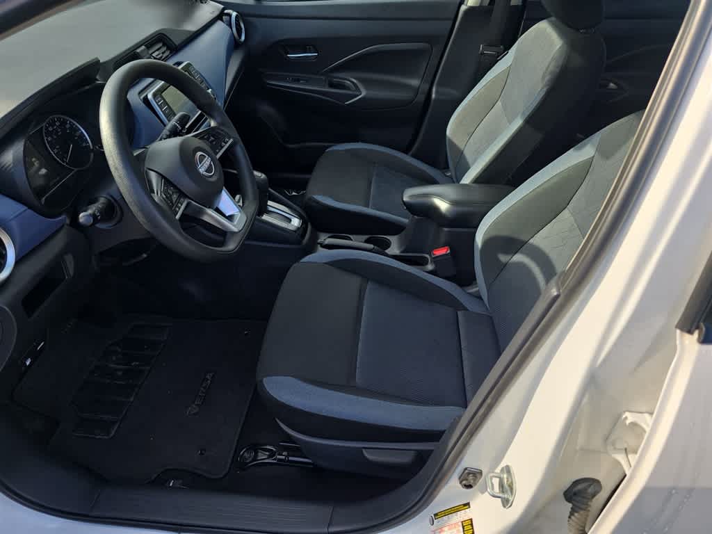 2024 Nissan Versa SV