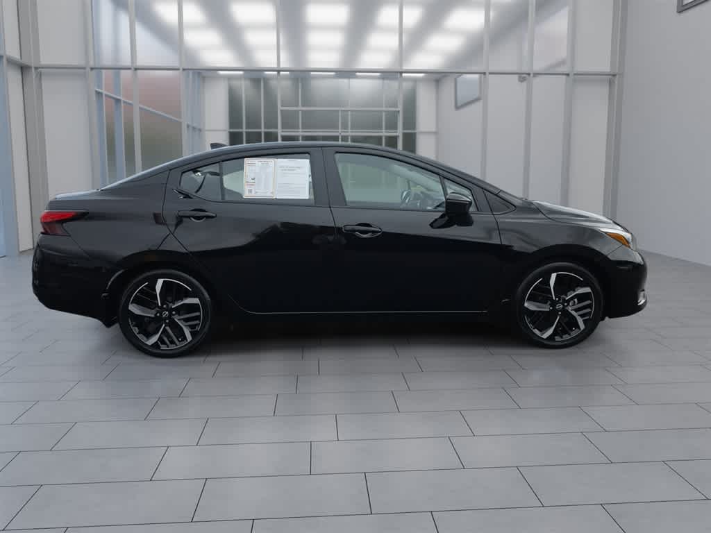 2024 Nissan Versa SR