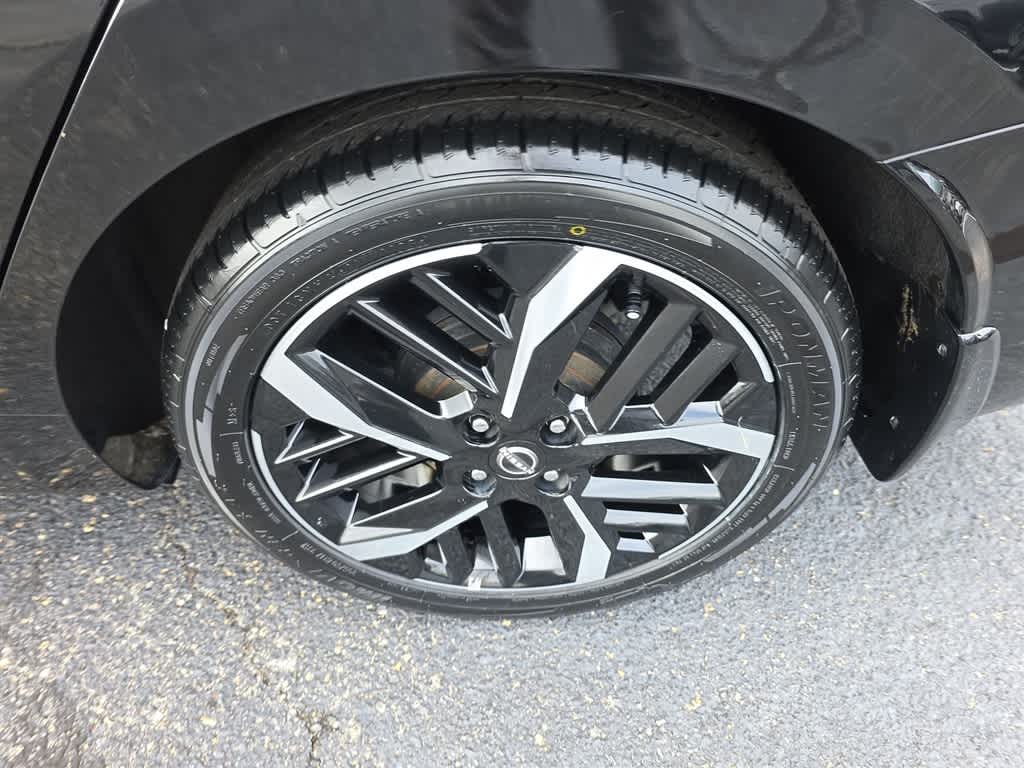 2024 Nissan Versa SR