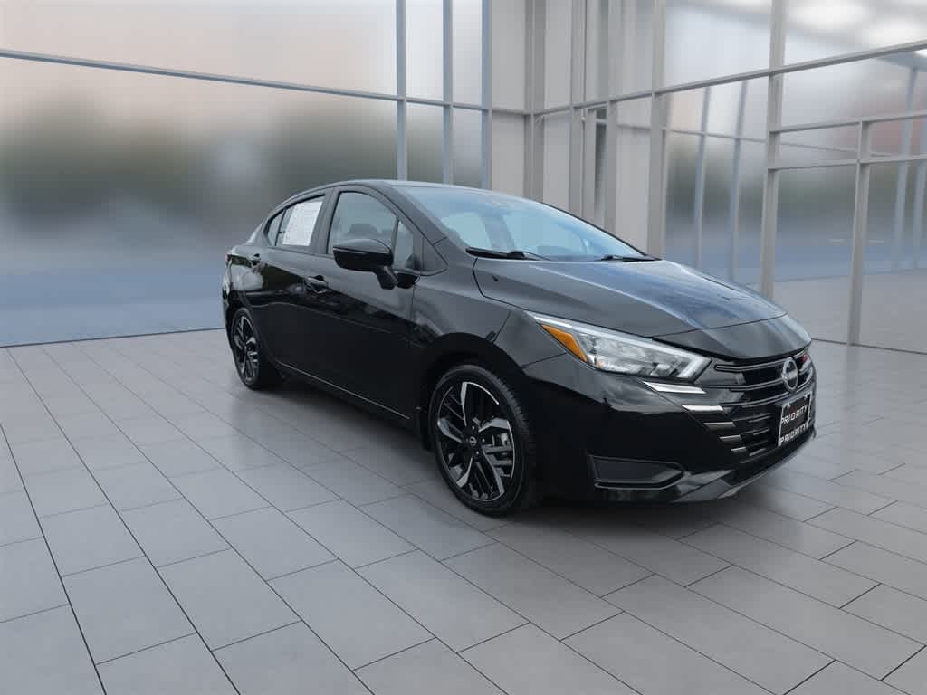 2024 Nissan Versa SR