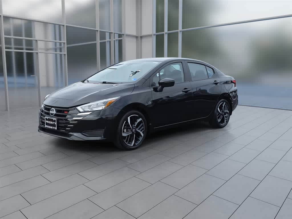 2024 Nissan Versa SR