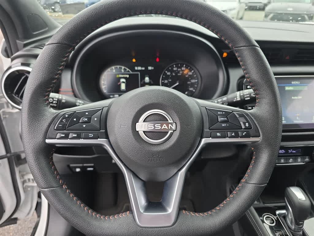 2024 Nissan Kicks SR