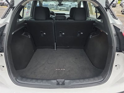 2024 Nissan Kicks SR