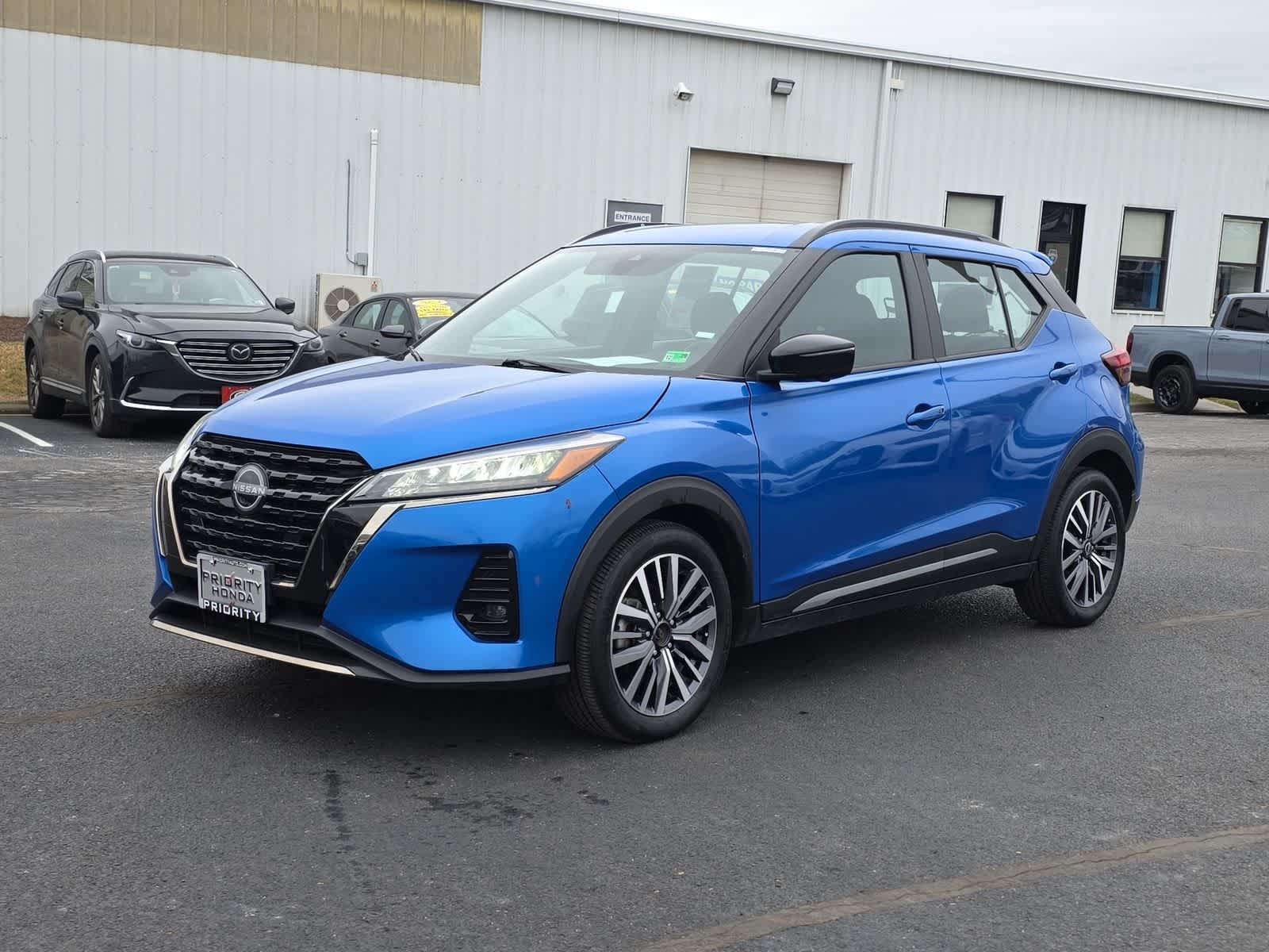 2024 Nissan Kicks SR