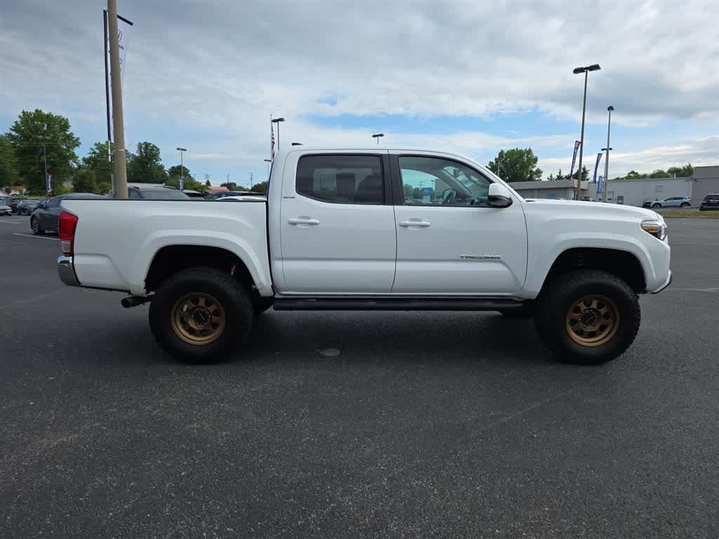 2017 Toyota Tacoma SR5