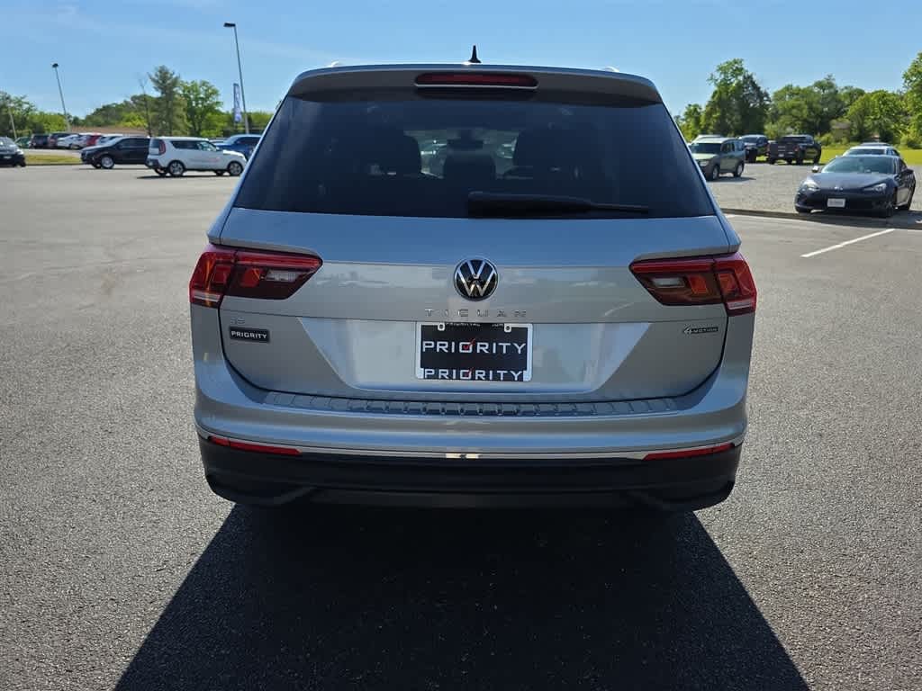 2022 Volkswagen Tiguan SE