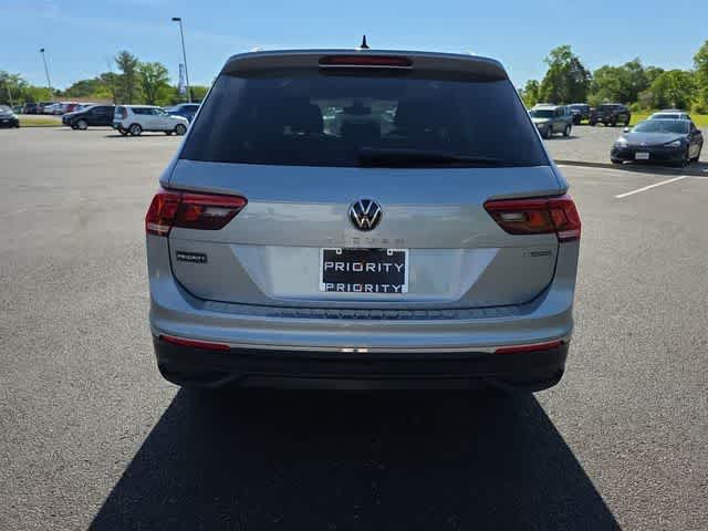 2022 Volkswagen Tiguan SE