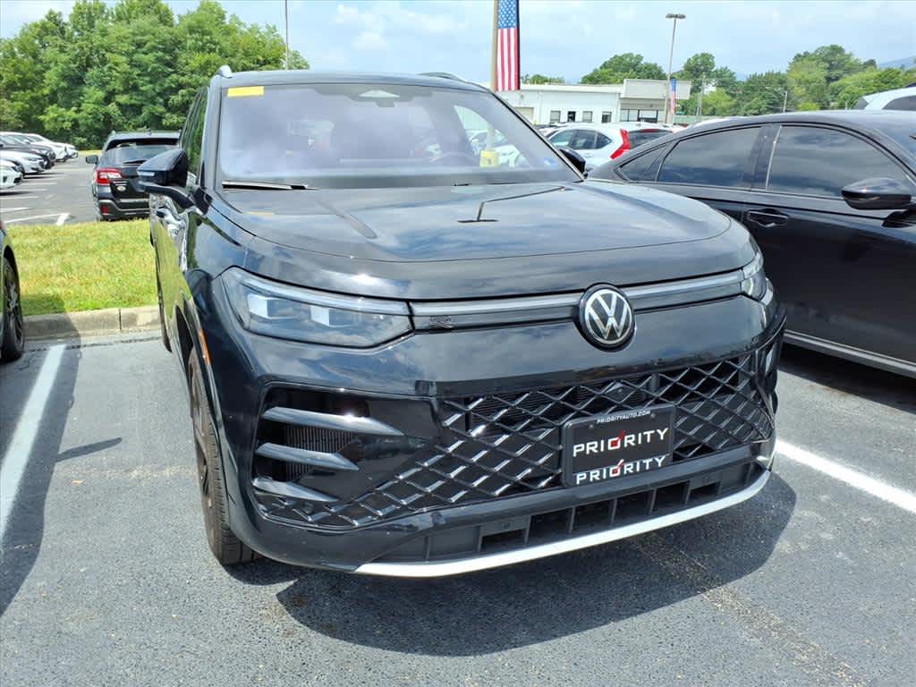 2026 Volkswagen Tiguan SEL R-Line Turbo