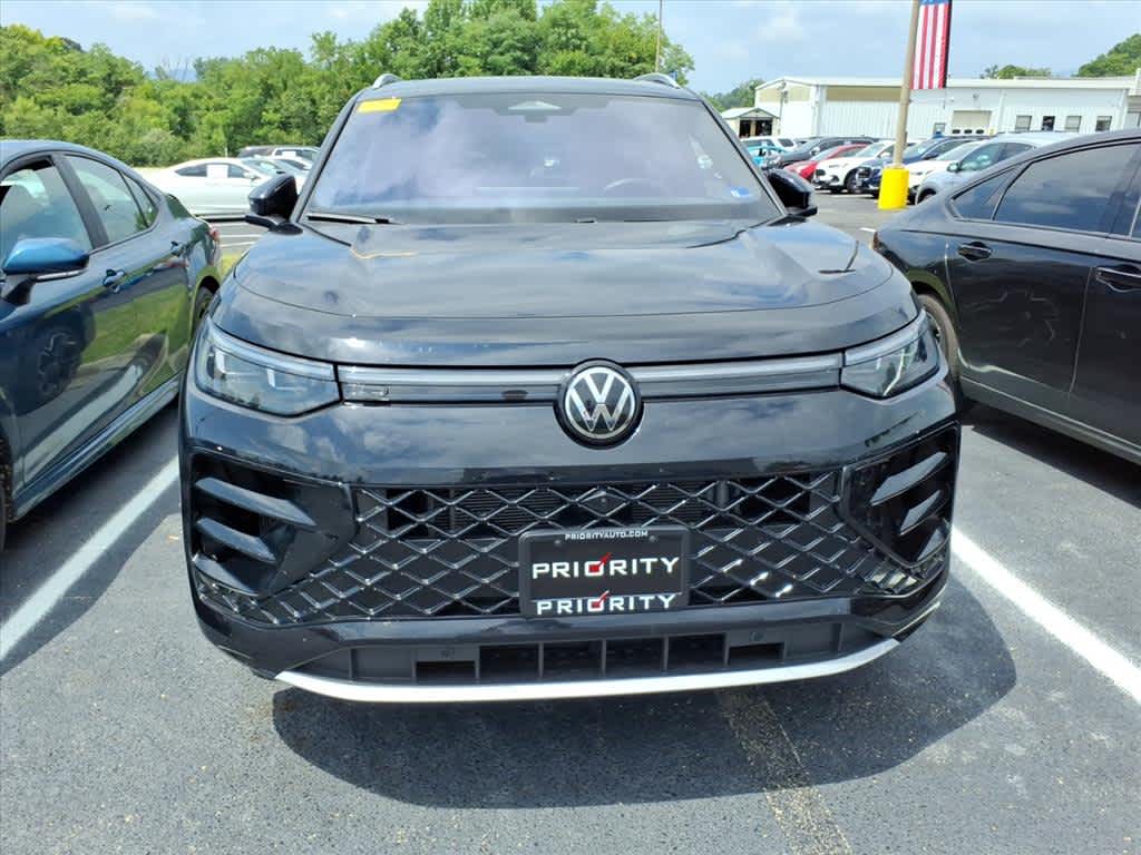 2026 Volkswagen Tiguan SEL R-Line Turbo