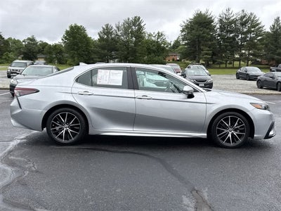 2023 Toyota Camry SE