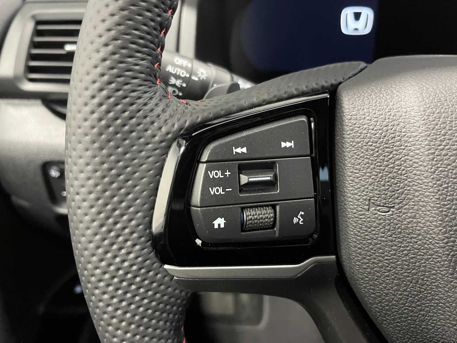 2026 Honda Ridgeline Black Edition Two-Tone