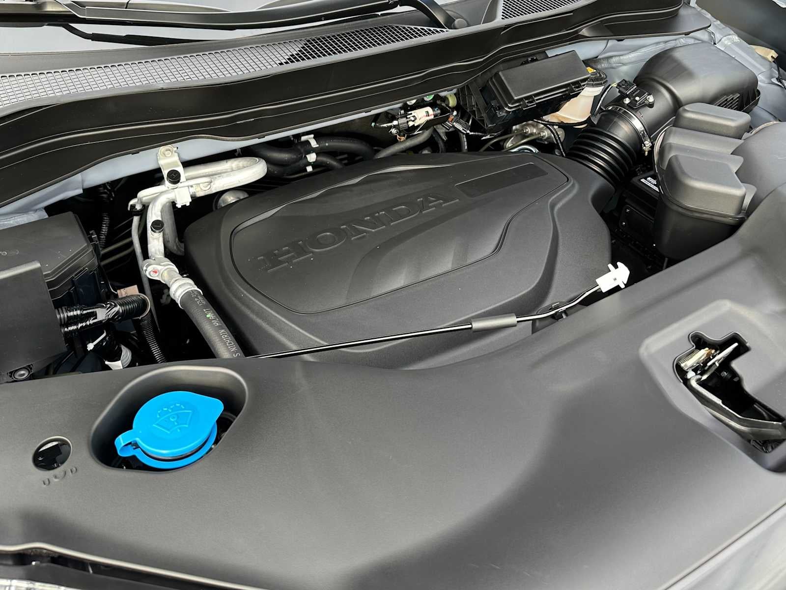 2026 Honda Ridgeline Black Edition Two-Tone