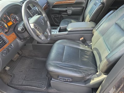 2014 Nissan Armada Platinum