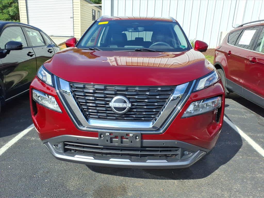2022 Nissan Rogue SL