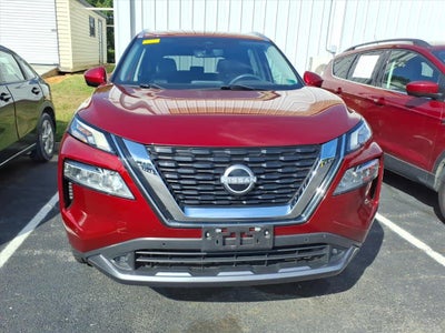 2022 Nissan Rogue SL