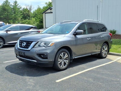 2017 Nissan Pathfinder S