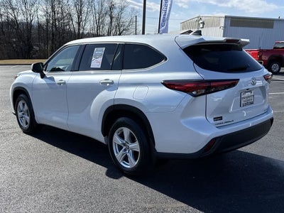 2022 Toyota Highlander LE