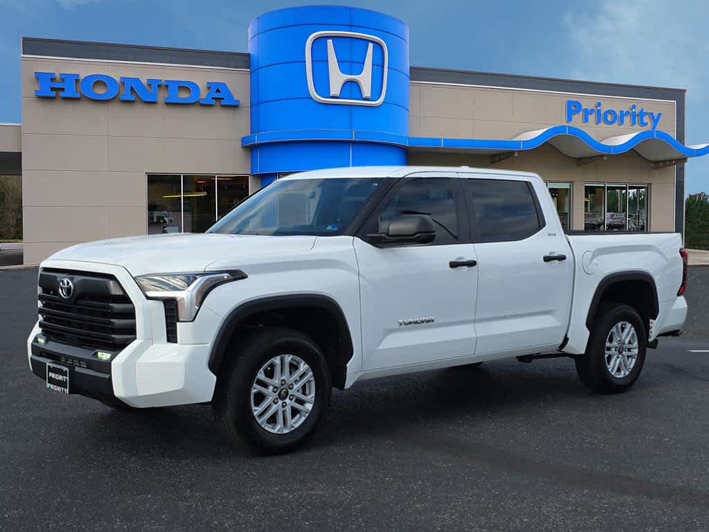 2025 Toyota Tundra SR5