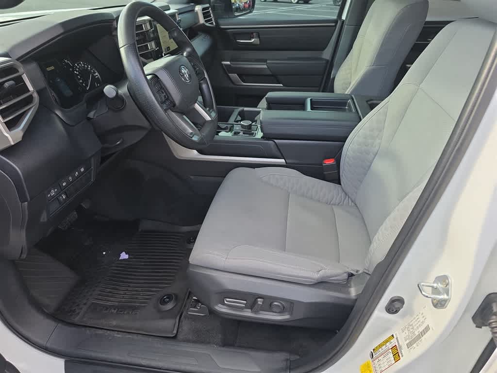 2025 Toyota Tundra SR5