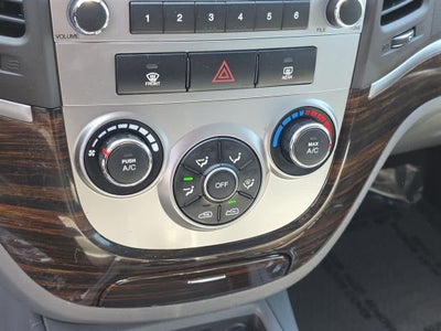 2011 Hyundai Santa Fe SE