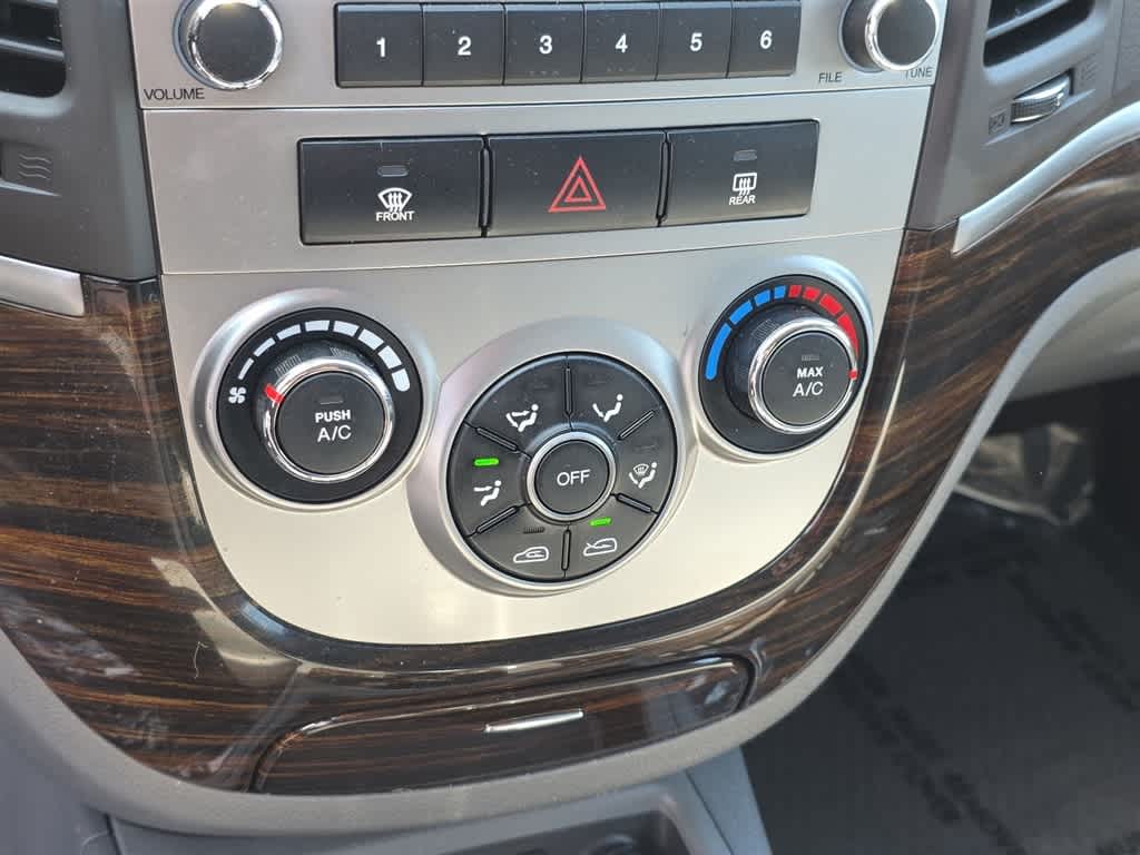 2011 Hyundai Santa Fe SE