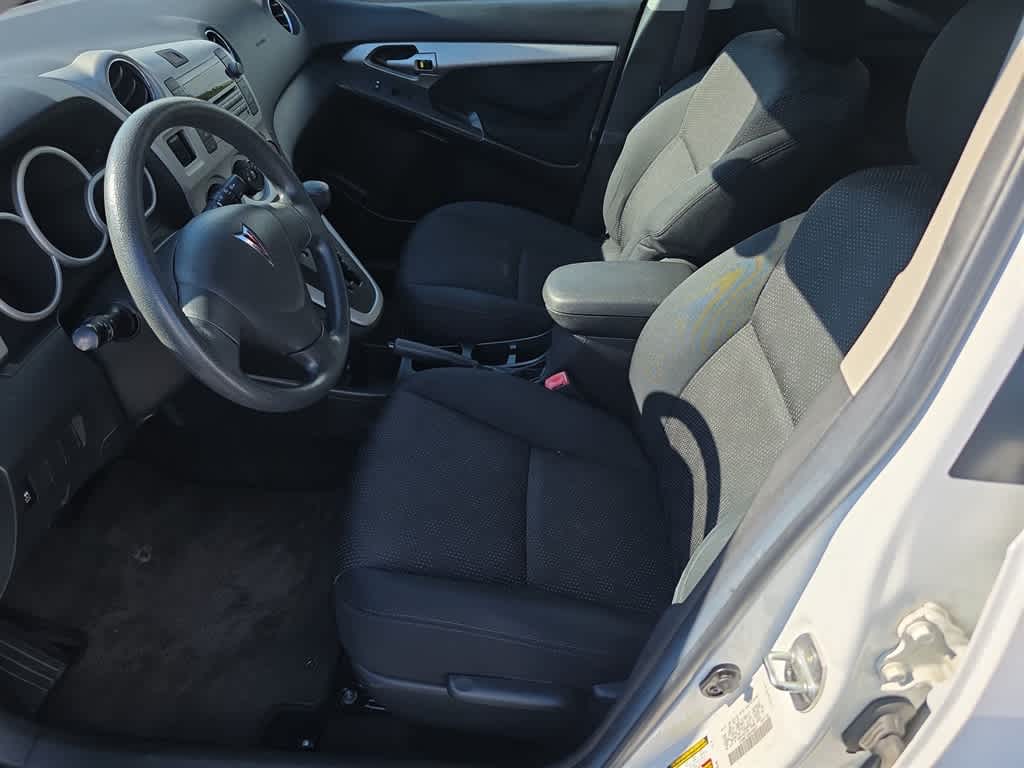 2009 Pontiac Vibe Base