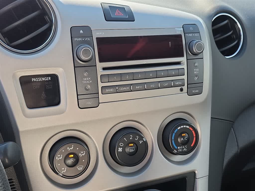 2009 Pontiac Vibe Base