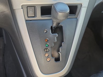 2009 Pontiac Vibe Base
