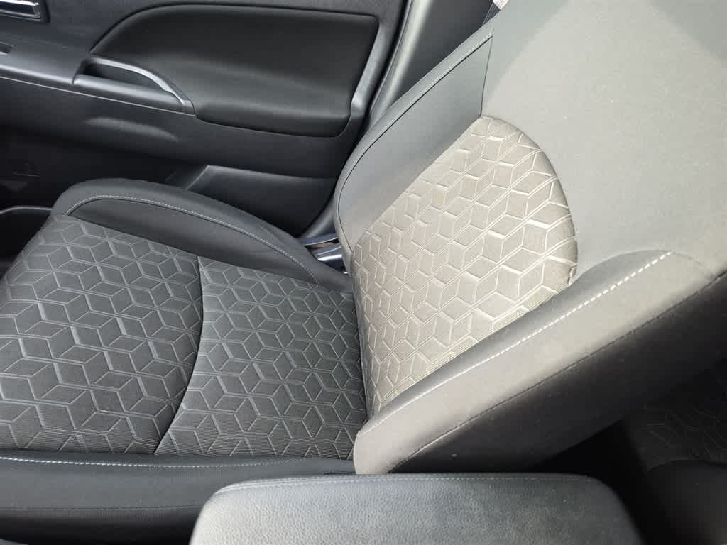 2024 Mitsubishi Outlander Sport ES