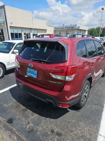 2023 Subaru Forester Premium