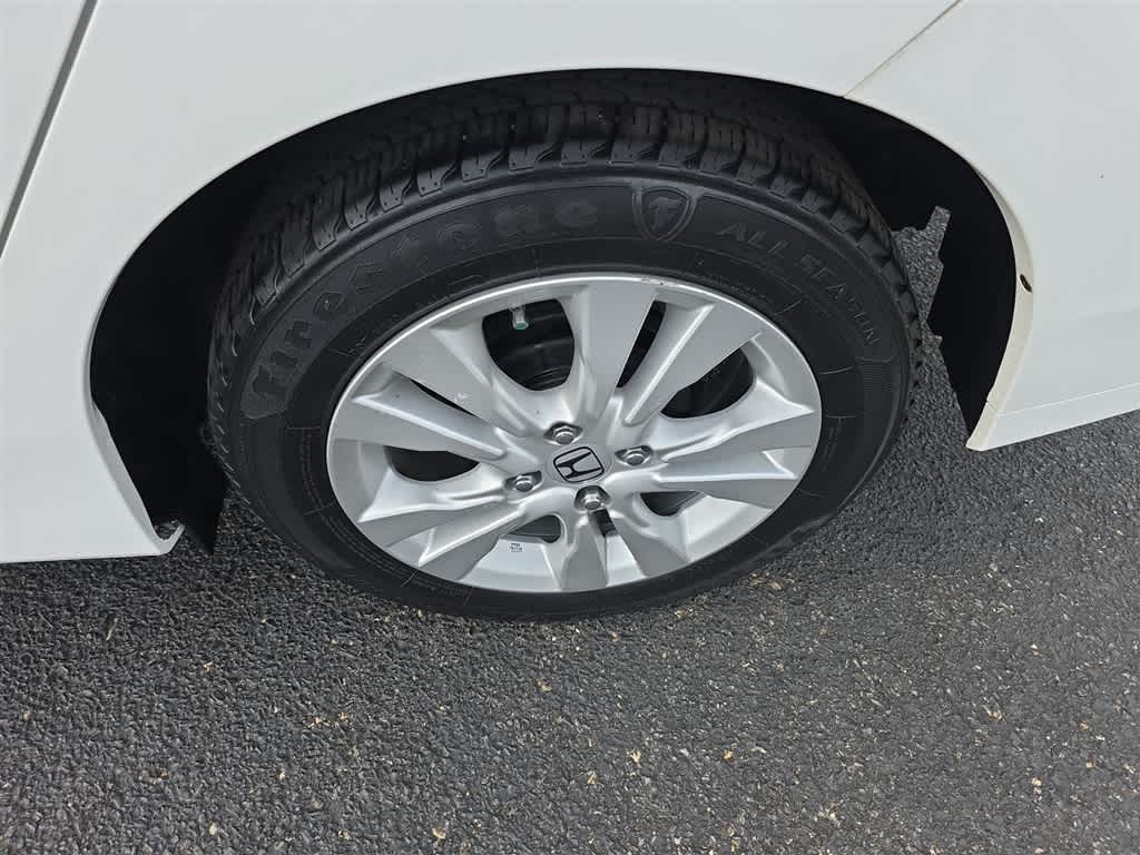 2012 Honda Insight Base